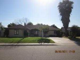 Foreclosed Home - 3111 S CONYER ST, 93277