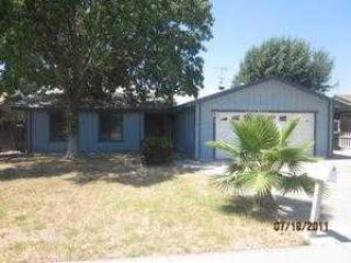 Foreclosed Home - 2131 S AKERS ST, 93277
