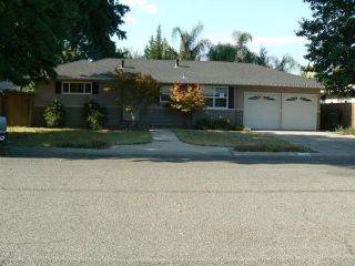 Foreclosed Home - 1322 W IRIS AVE, 93277