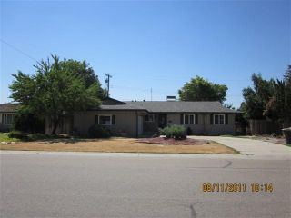 Foreclosed Home - 2723 W ROYAL OAKS DR, 93277
