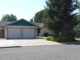 Foreclosed Home - 1011 N BOLLINGER ST, 93291