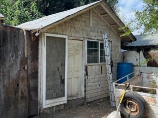 Foreclosed Home - 829 N FLORAL ST, 93291