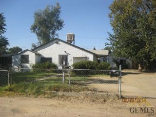 Foreclosed Home - 802 Castaic Ave, 93308