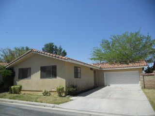 Foreclosed Home - 14313 WINCHESTER DR, 93501