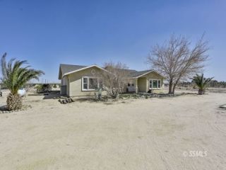 Foreclosed Home - 3018 OWENS PEAK ST, 93527