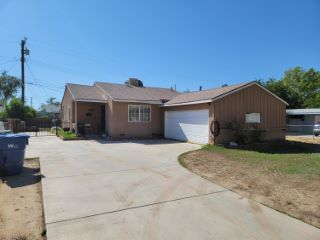 Foreclosed Home - 45463 KINGTREE AVE, 93534