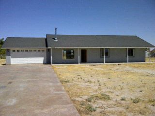 Foreclosed Home - 3559 E AVENUE H2, 93535