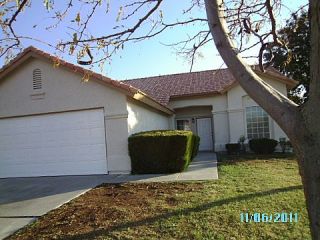 Foreclosed Home - 700 WHITLATCH DR, 93535