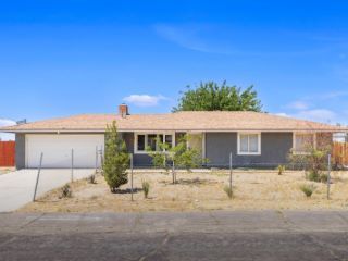 Foreclosed Home - 16529 NEWMONT AVE, 93535