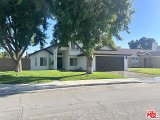 Foreclosed Home - 1570 ARNICA LN, 93535