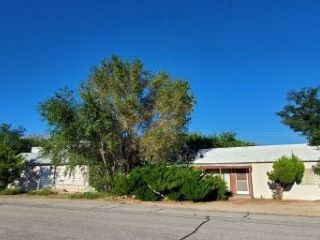 Foreclosed Home - 937 FAIRBANKS ST, 93545