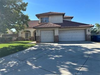 Foreclosed Home - 2897 PURPLE SAGE LN, 93550