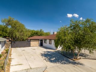 Foreclosed Home - 38750 FRONTIER AVE, 93550