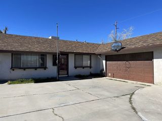 Foreclosed Home - 305 S SILVER RIDGE ST, 93555