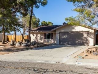 Foreclosed Home - 200 W MARIPOSA AVE, 93555