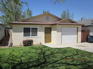 Foreclosed Home - 1105 CHERRY LN, 93561