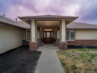Foreclosed Home - 23501 DART DR, 93561