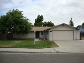 Foreclosed Home - 1627 ASHLAN AVE, 93611