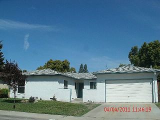 Foreclosed Home - 301 W SWIFT AVE, 93612