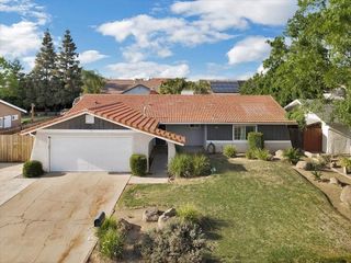 Foreclosed Home - 521 W POLSON AVE, 93612