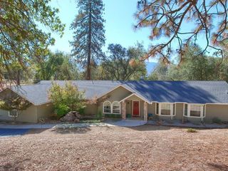Foreclosed Home - 38923 SEVEN HILLS RD, 93644
