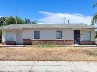 Foreclosed Home - 306 W FIR AVE, 93650