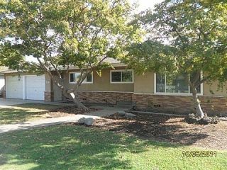 Foreclosed Home - 269 W CYPRESS AVE, 93654