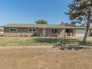 Foreclosed Home - 12170 E SHIELDS AVE, 93657