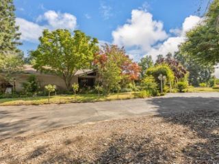 Foreclosed Home - 17508 E BELMONT AVE, 93657