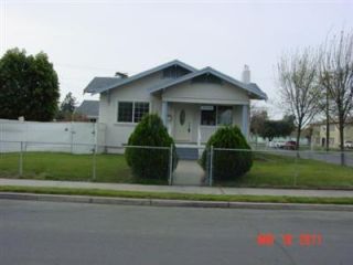 Foreclosed Home - 3006 E MCKENZIE AVE, 93701