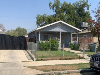 Foreclosed Home - 2415 E CLAY AVE, 93701