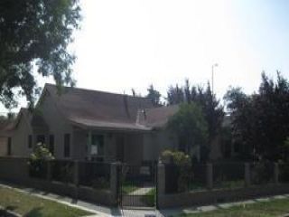 Foreclosed Home - 2996 E CARMEN AVE, 93703