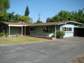 Foreclosed Home - 612 W BROWNING AVE, 93704