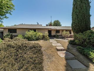Foreclosed Home - 5678 N WINCHESTER AVE, 93704