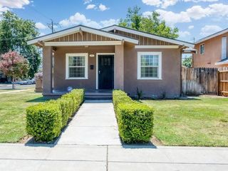 Foreclosed Home - 1046 E ANDREWS AVE, 93704