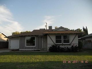 Foreclosed Home - 1911 W SUSSEX WAY, 93705
