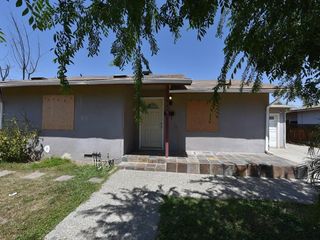 Foreclosed Home - 1014 W ANDREWS AVE, 93705
