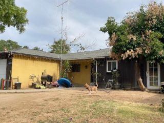 Foreclosed Home - 2191 W PICO AVE, 93705