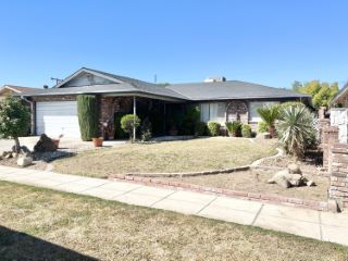 Foreclosed Home - 2302 W CORNELL AVE, 93705