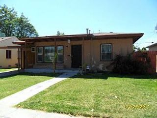 Foreclosed Home - 2468 S POPPY AVE, 93706