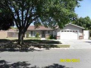 Foreclosed Home - 1442 E LOS ALTOS AVE, 93710