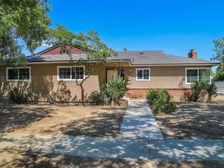 Foreclosed Home - 5610 N ANNA ST, 93710