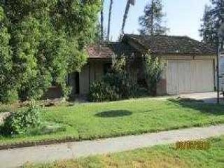 Foreclosed Home - 3012 W SAN RAMON AVE, 93711