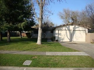 Foreclosed Home - 3120 W SWIFT AVE, 93722