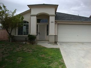 Foreclosed Home - 5725 N IVANHOE AVE, 93722