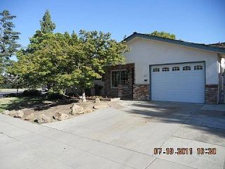 Foreclosed Home - 3003 W ASHCROFT AVE, 93722
