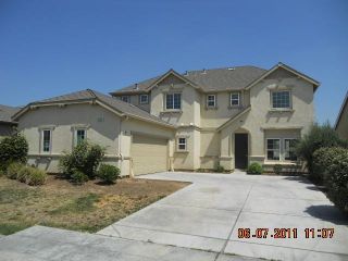 Foreclosed Home - 5386 W UNIVERSITY AVE, 93722