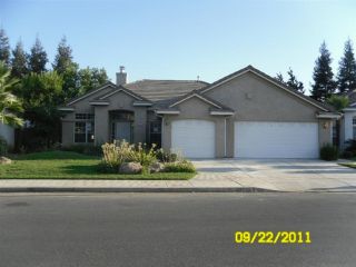 Foreclosed Home - 5655 W BLUFF AVE, 93722