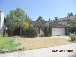 Foreclosed Home - 2236 N PROSPECT AVE, 93722
