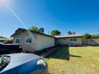 Foreclosed Home - 3119 W RICHERT AVE, 93722